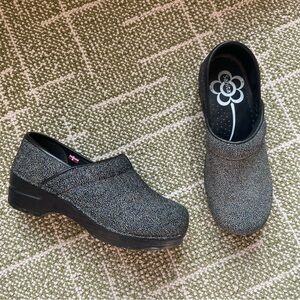 Sanita Rainbow Shimmer Clogs Size 6